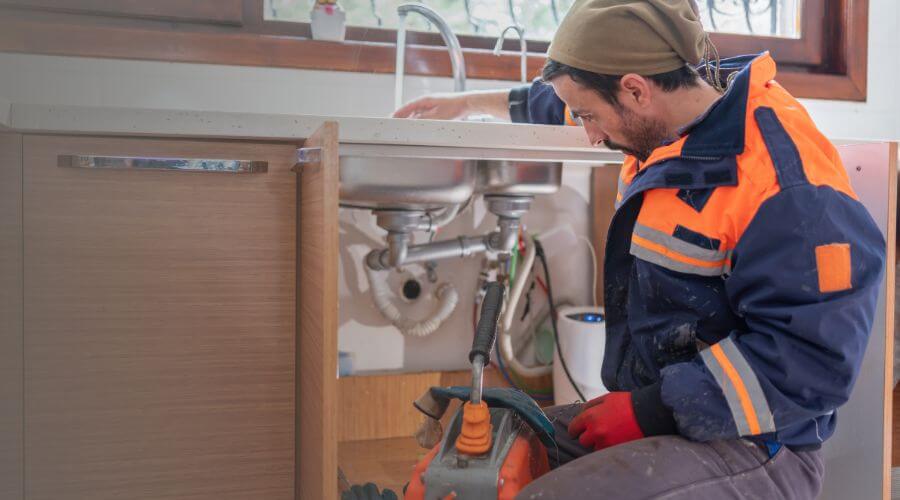Professional emergency plumbing in McRoberts, KY